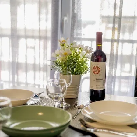 Deluxe Apt. Apartment