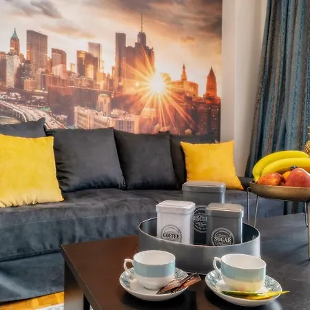 Deluxe Apt.