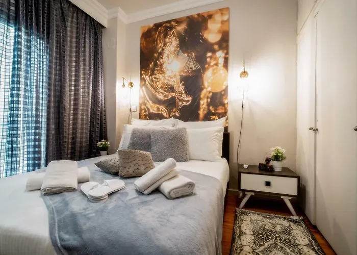 Deluxe Apt. *